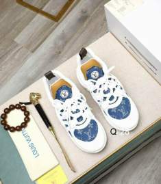 Picture of Louis Vuitton Shoes _SKULVsz38-45H030112610